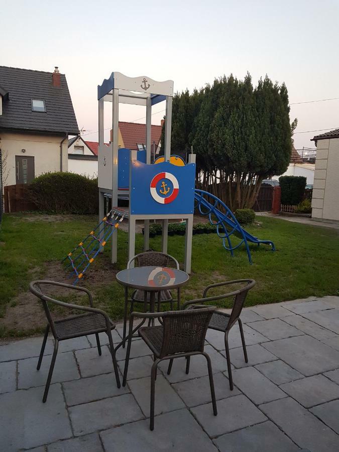 Przy Porcie Lägenhet Łeba Exteriör bild