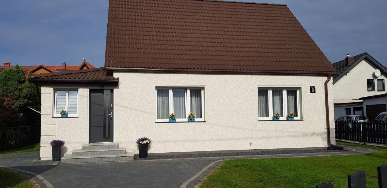Przy Porcie Lägenhet Łeba Exteriör bild